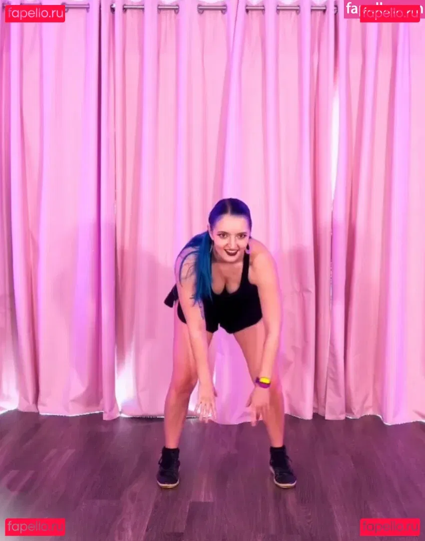 Littlesiha Onlyfans Photo Gallery 