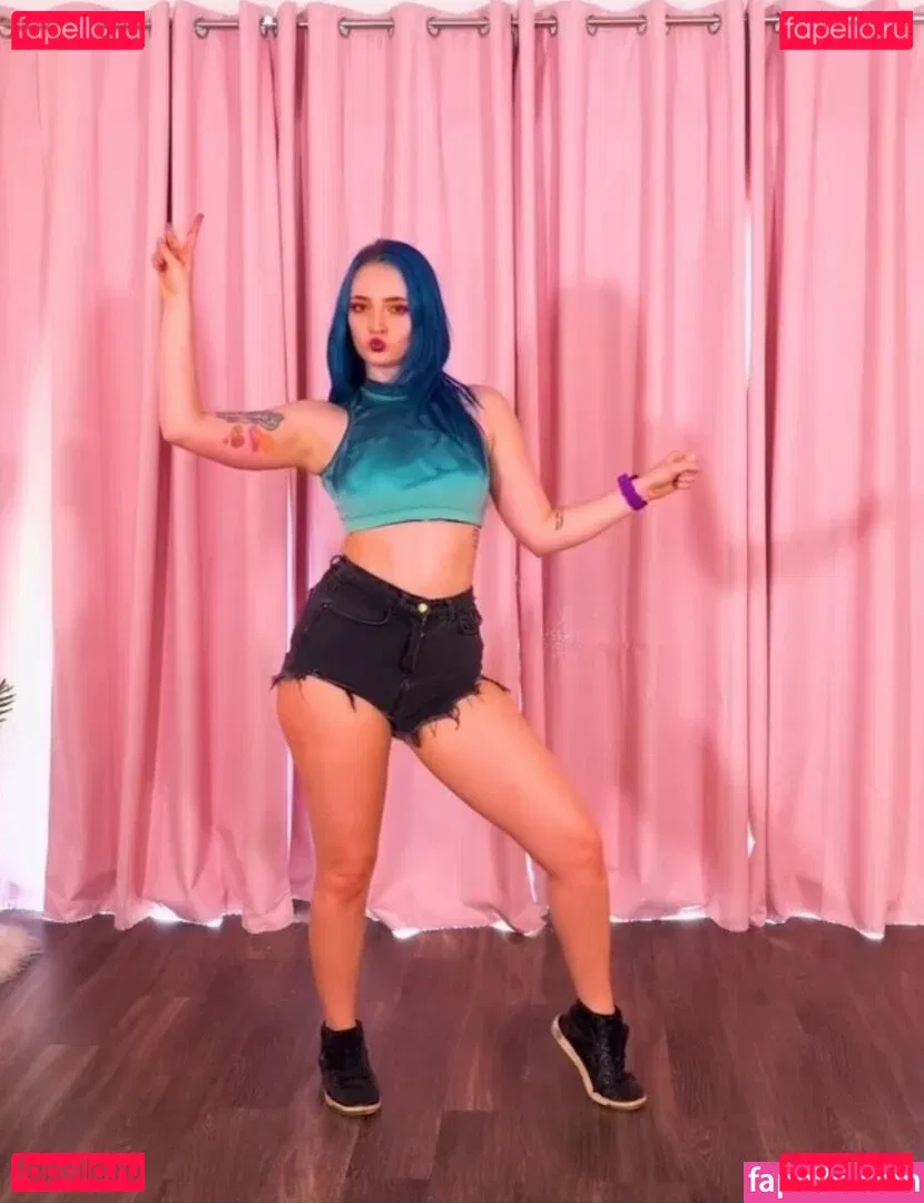 Littlesiha Onlyfans Photo Gallery 