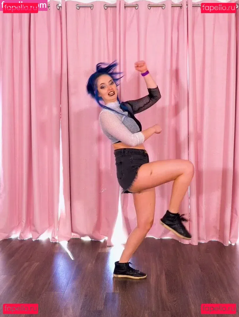 Littlesiha Onlyfans Photo Gallery 