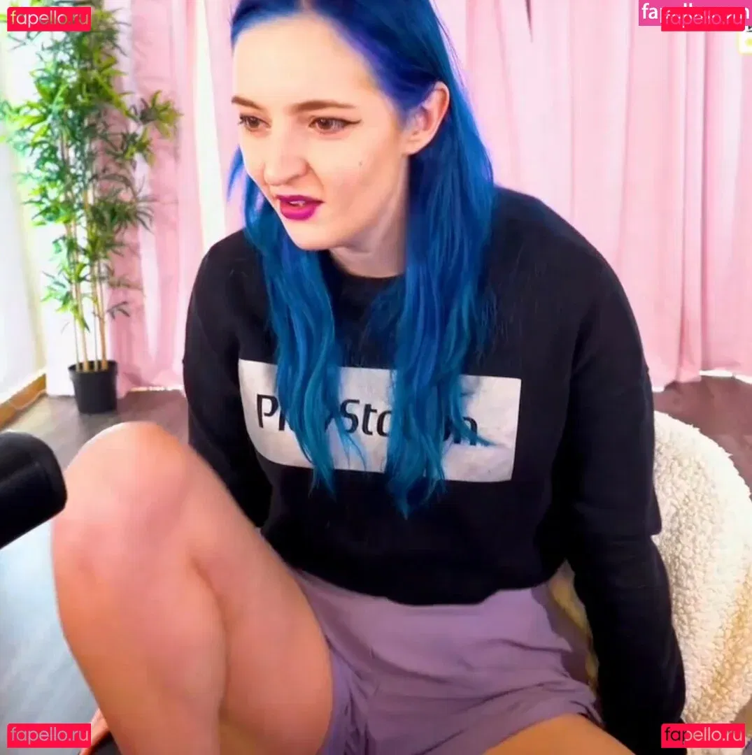 Littlesiha Onlyfans Photo Gallery 