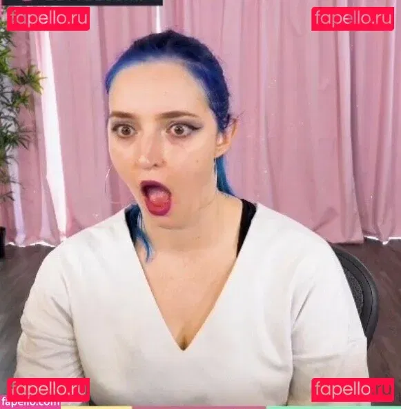 Littlesiha Onlyfans Photo Gallery 