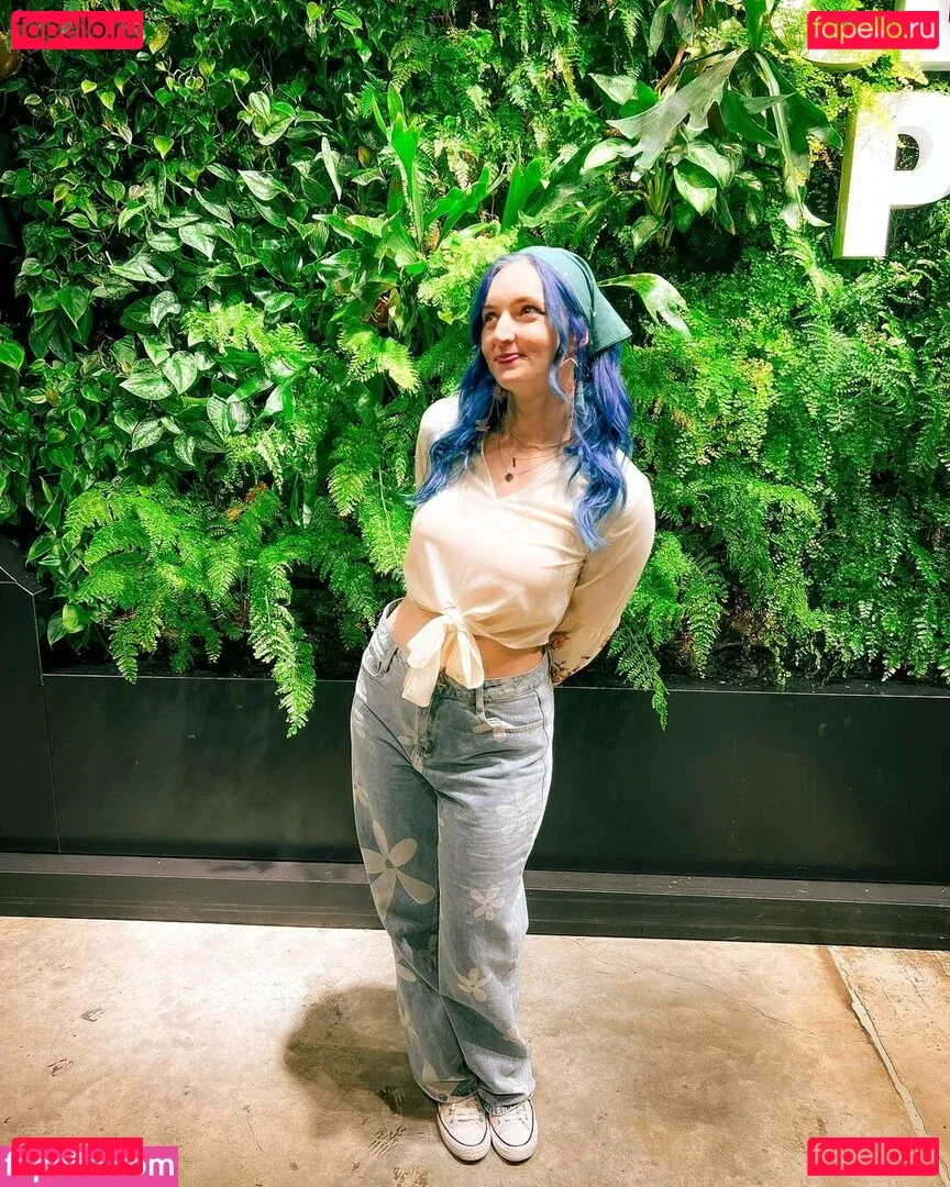 Littlesiha Onlyfans Photo Gallery 