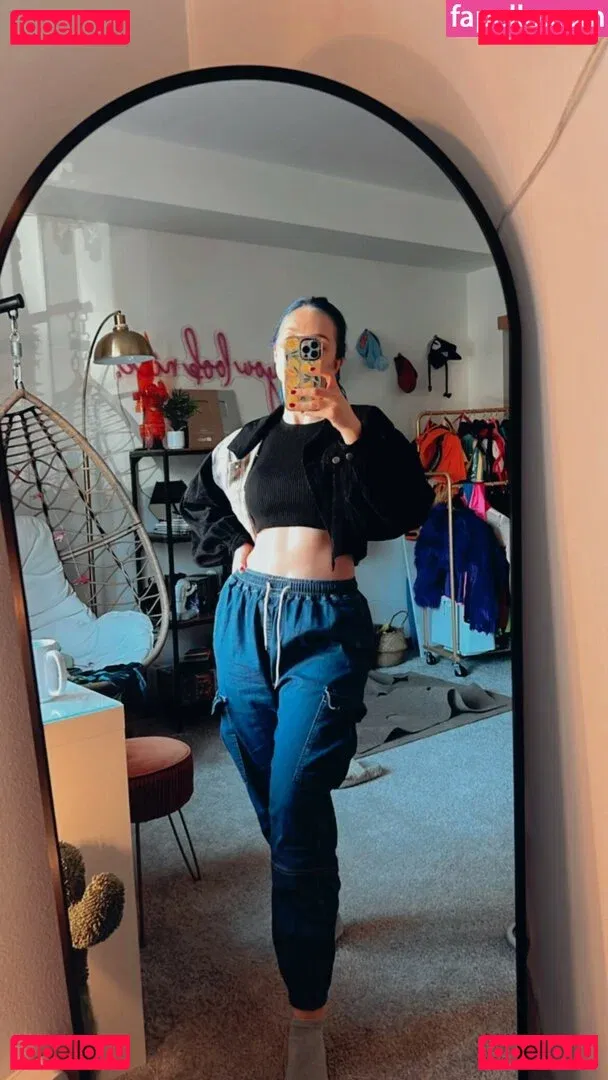 Littlesiha Onlyfans Photo Gallery 