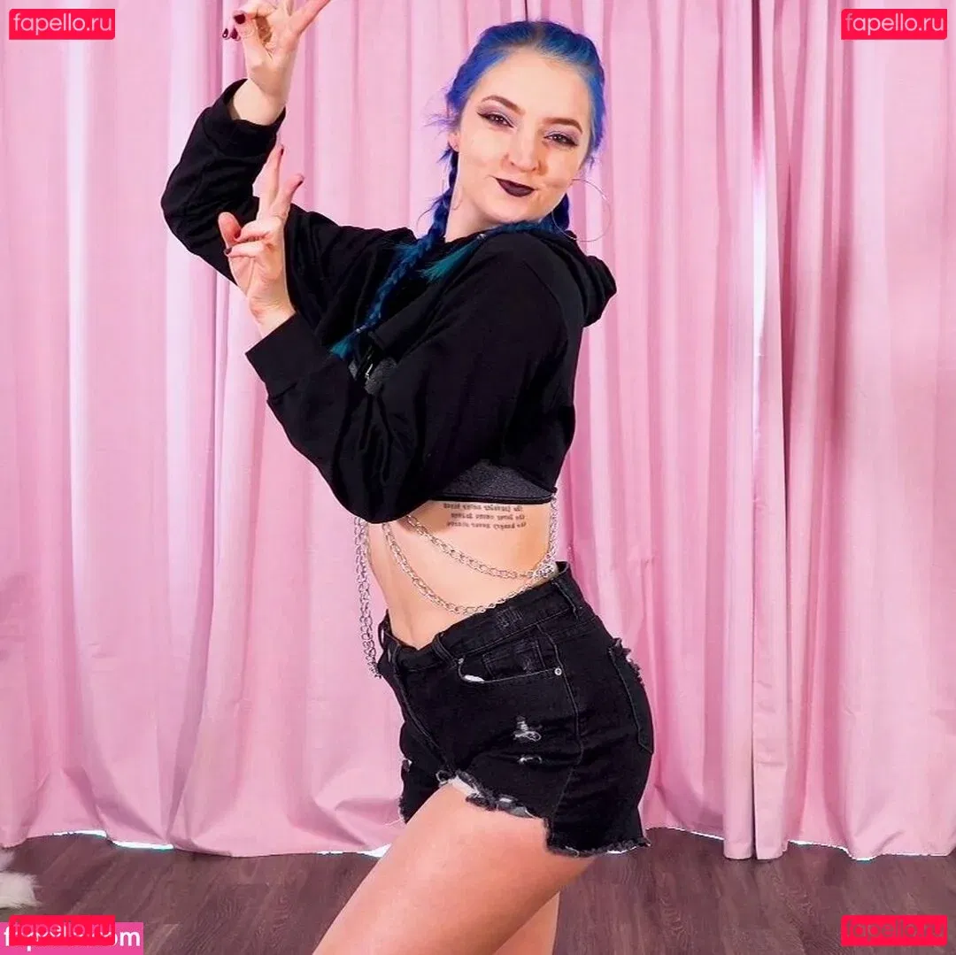 Littlesiha Onlyfans Photo Gallery 