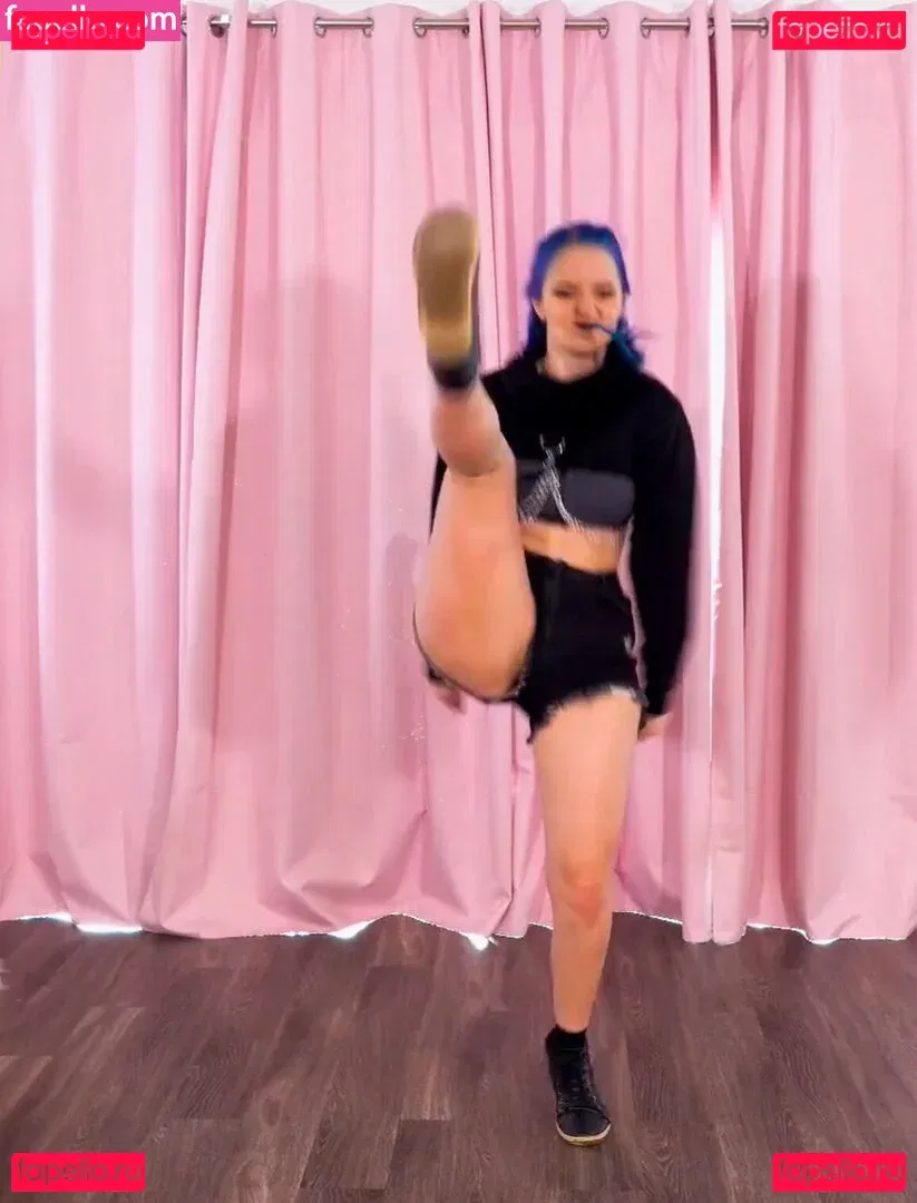 Littlesiha Onlyfans Photo Gallery 