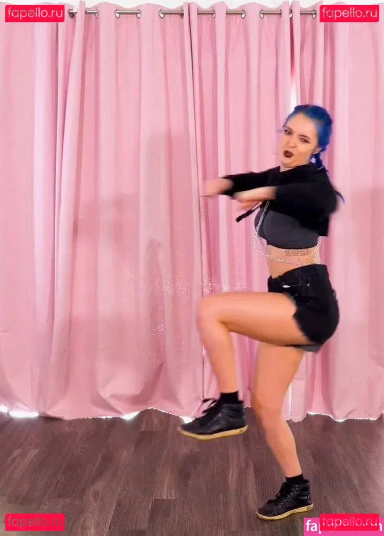 Littlesiha Onlyfans Photo Gallery 