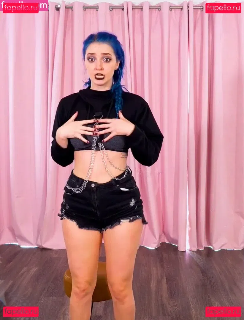 Littlesiha Onlyfans Photo Gallery 