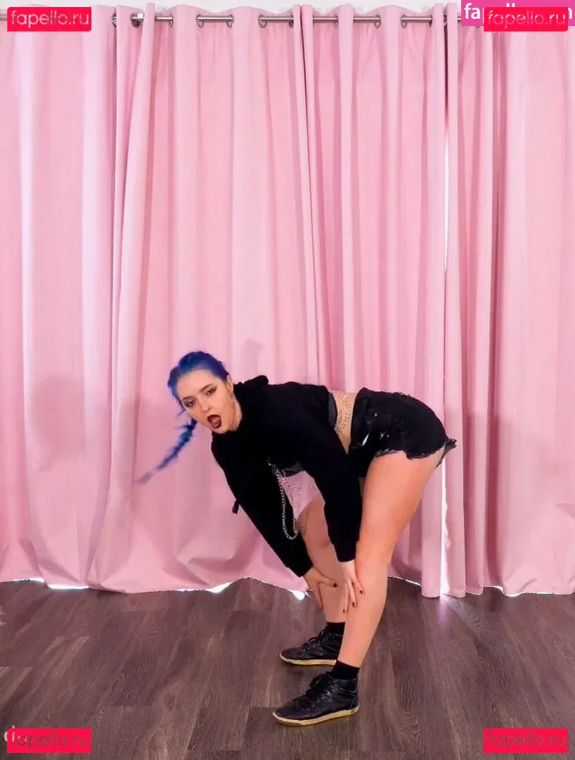 Littlesiha Onlyfans Photo Gallery 