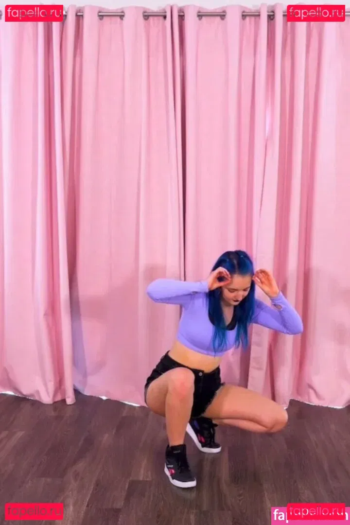 Littlesiha Onlyfans Photo Gallery 