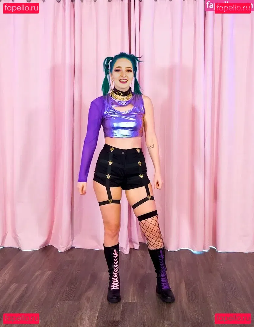 Littlesiha Onlyfans Photo Gallery 