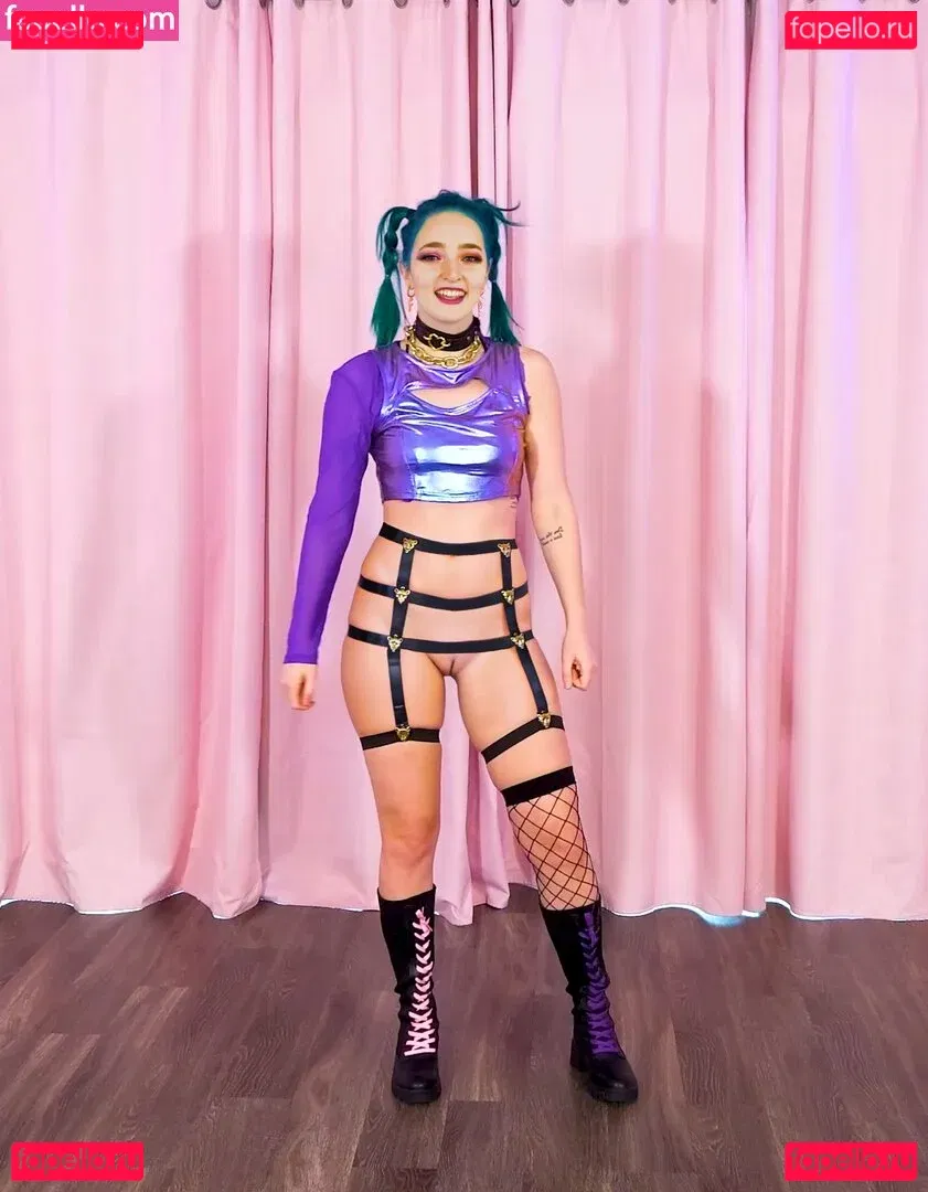 Littlesiha Onlyfans Photo Gallery 