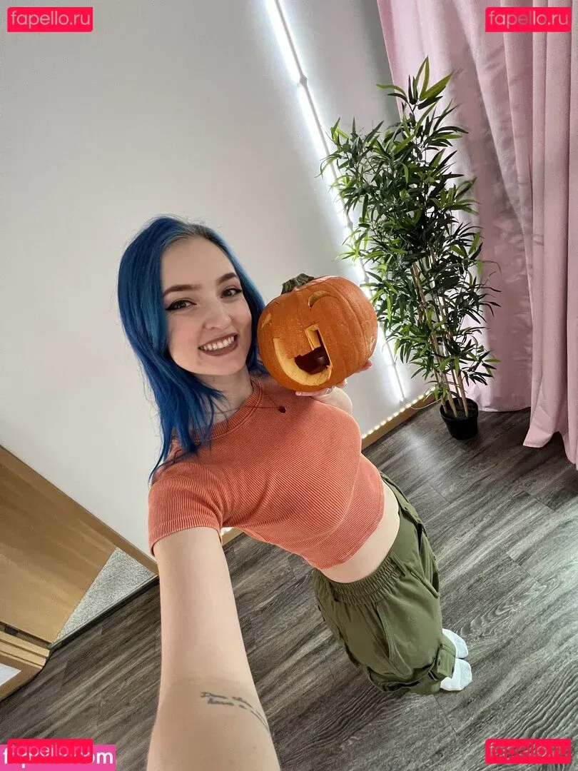 Littlesiha Onlyfans Photo Gallery 