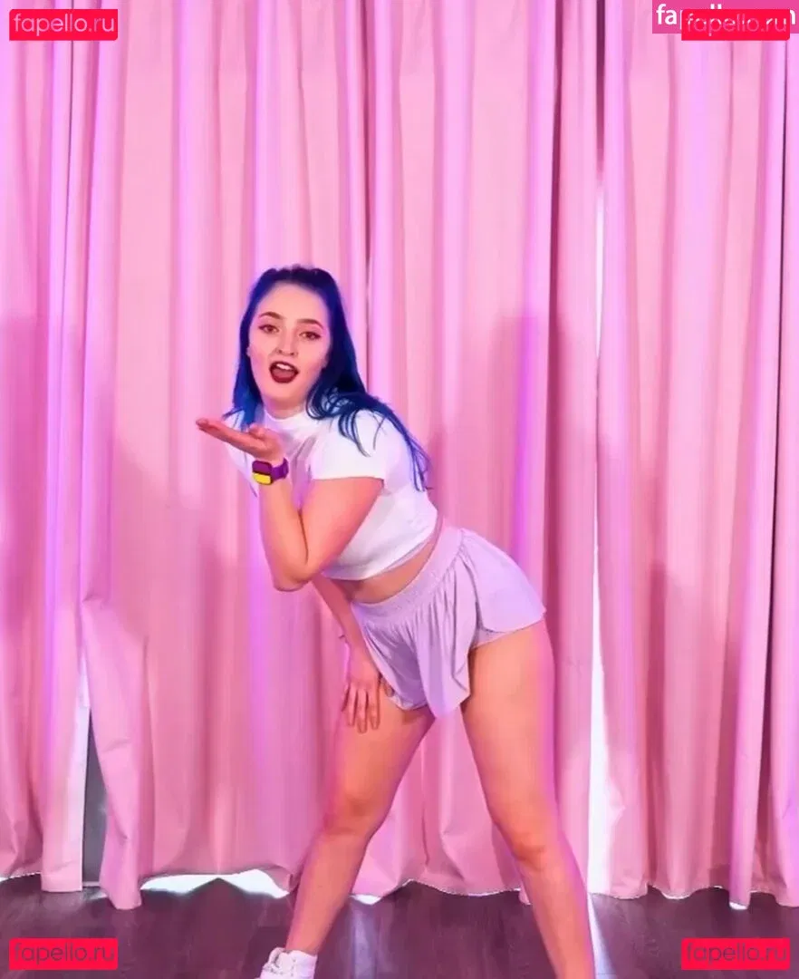 Littlesiha Onlyfans Photo Gallery 