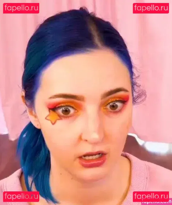 Littlesiha Onlyfans Photo Gallery 