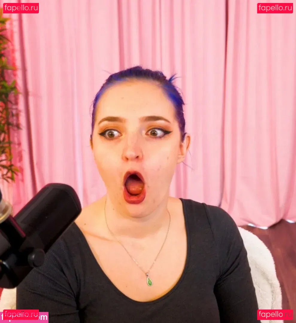 Littlesiha Onlyfans Photo Gallery 