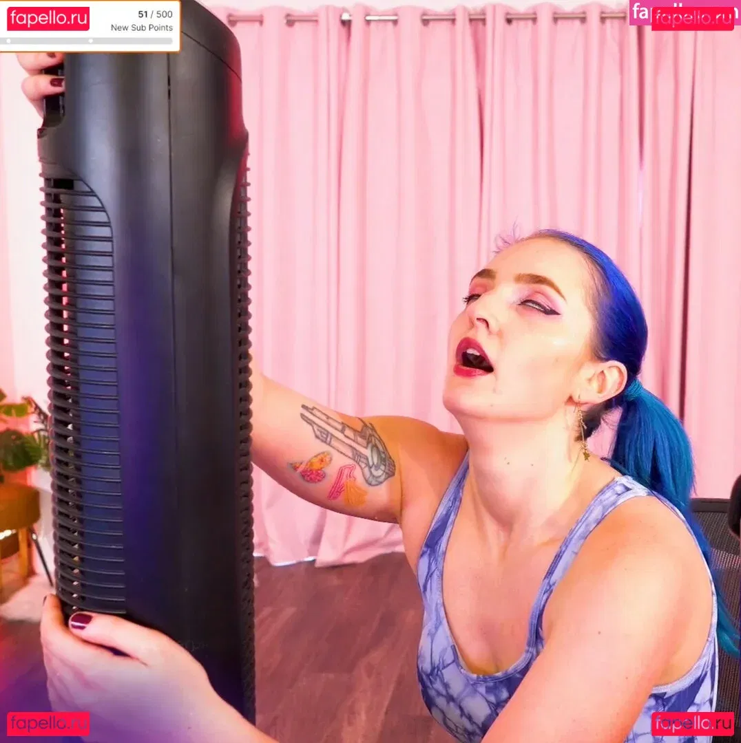 Littlesiha Onlyfans Photo Gallery 