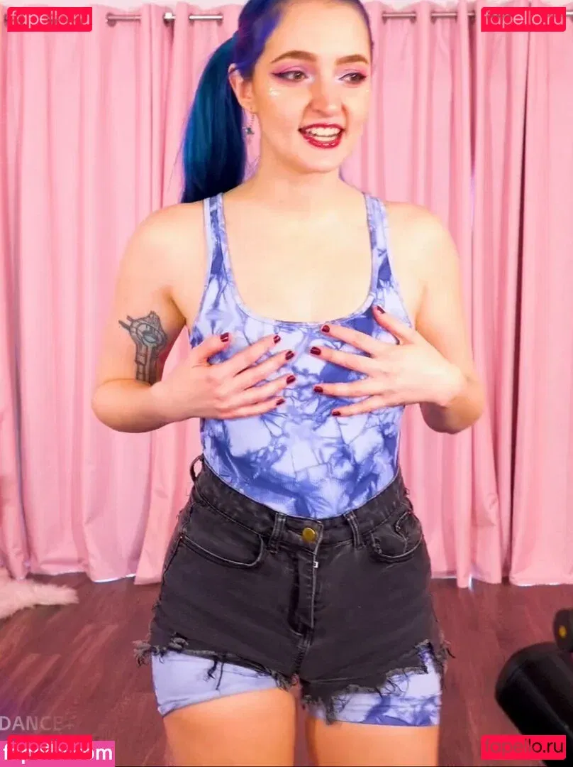 Littlesiha Onlyfans Photo Gallery 