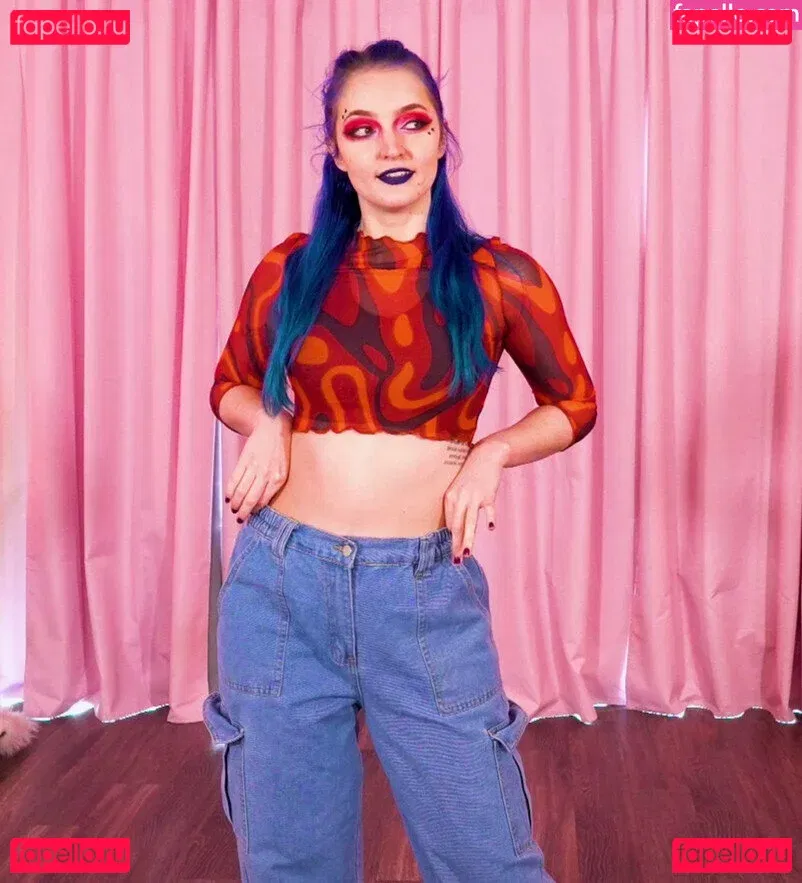 Littlesiha Onlyfans Photo Gallery 