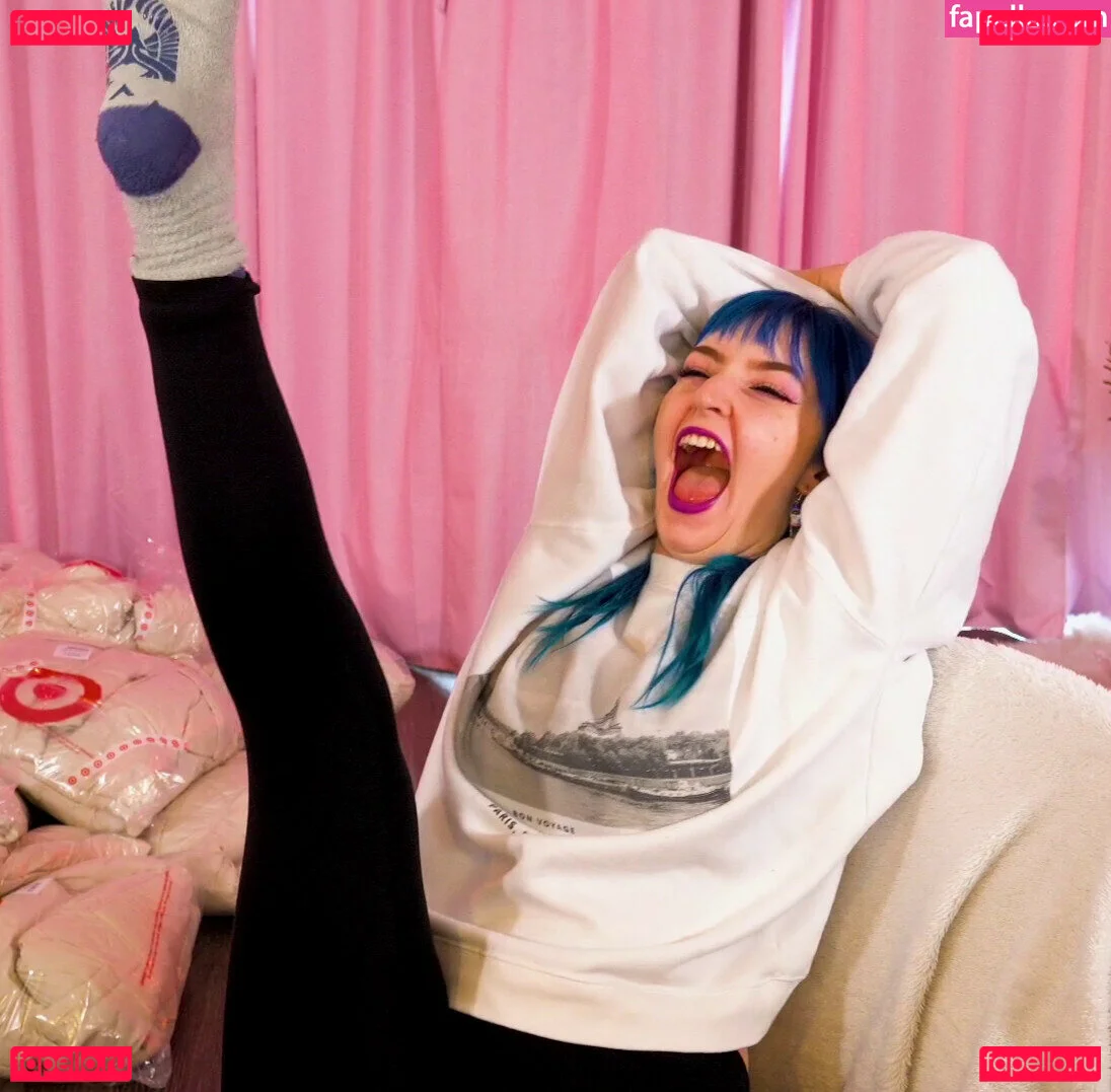 Littlesiha Onlyfans Photo Gallery 