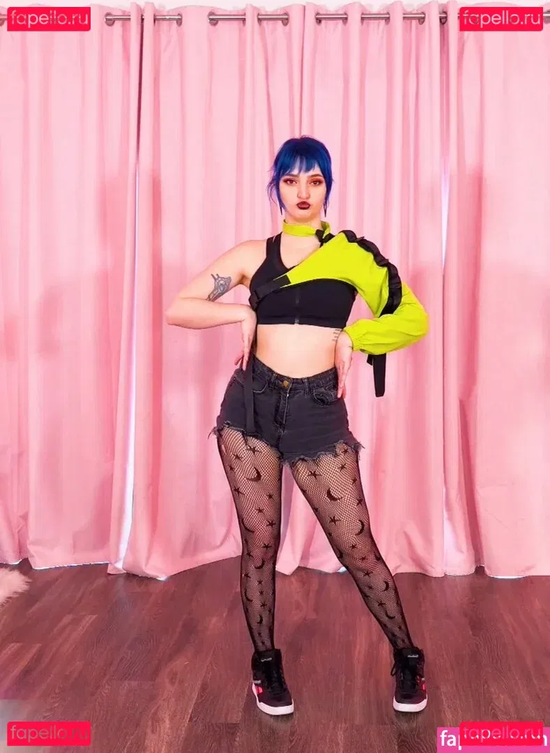 Littlesiha Onlyfans Photo Gallery 