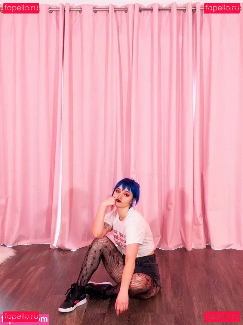 Littlesiha Onlyfans Photo Gallery 