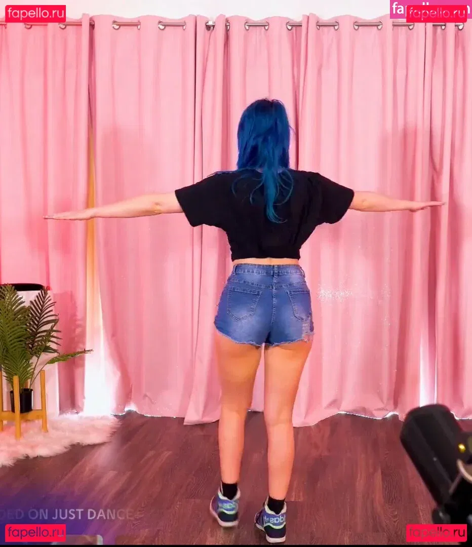 Littlesiha Onlyfans Photo Gallery 