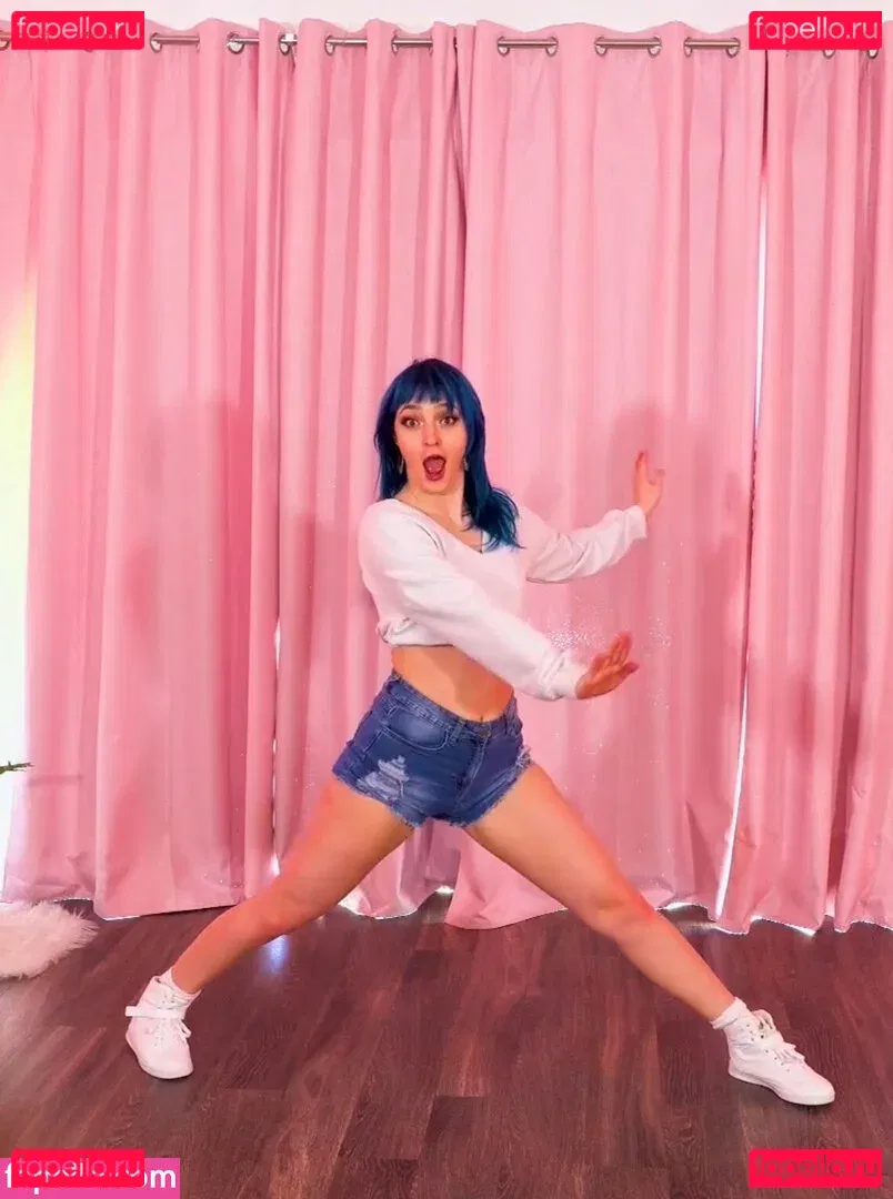 Littlesiha Onlyfans Photo Gallery 