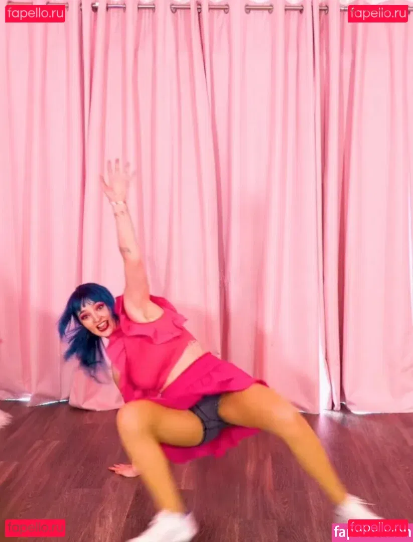 Littlesiha Onlyfans Photo Gallery 