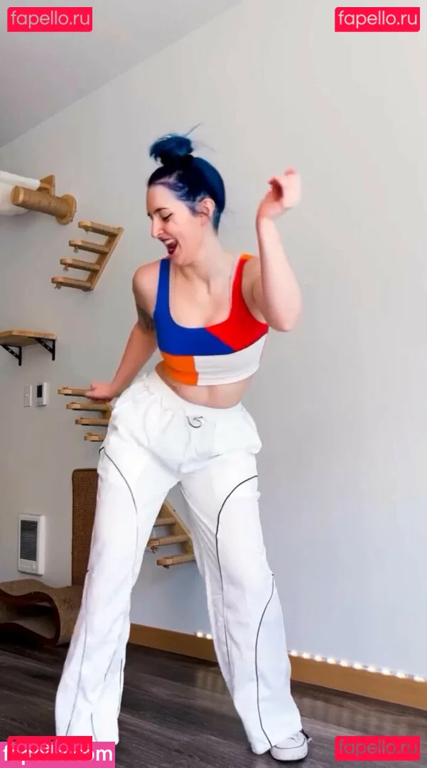 Littlesiha Onlyfans Photo Gallery 