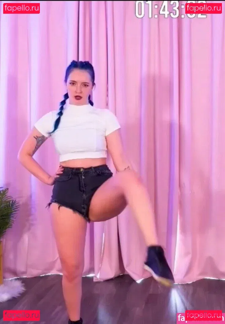 Littlesiha Onlyfans Photo Gallery 