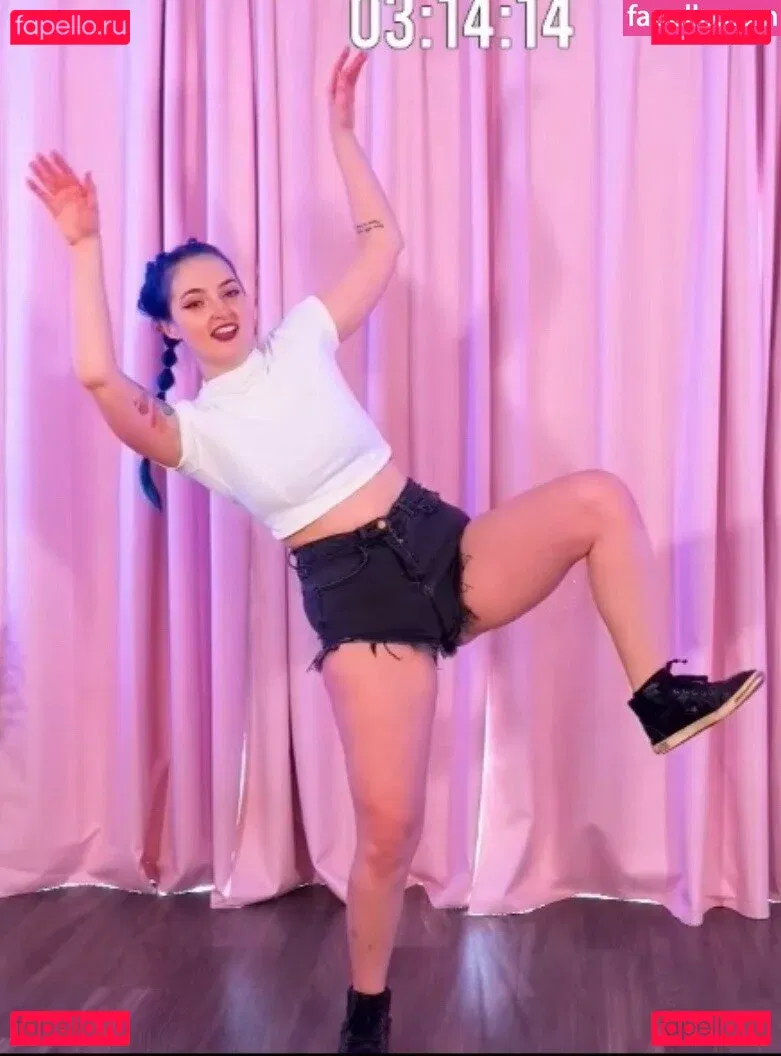 Littlesiha Onlyfans Photo Gallery 