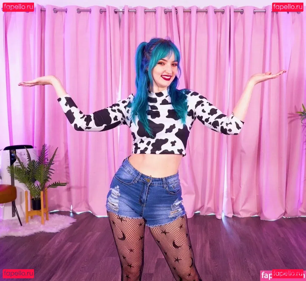 Littlesiha Onlyfans Photo Gallery 