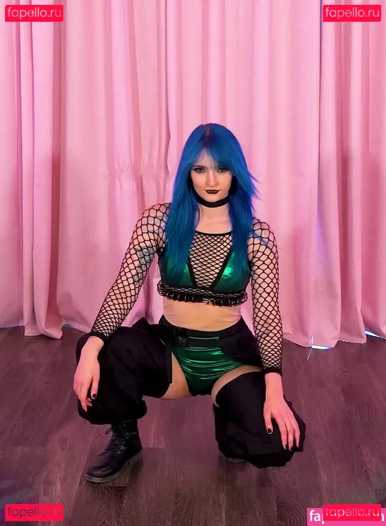 Littlesiha Onlyfans Photo Gallery 