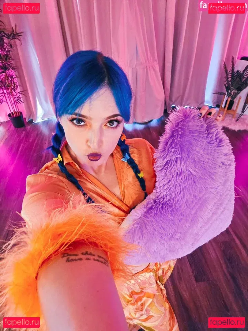 Littlesiha Onlyfans Photo Gallery 