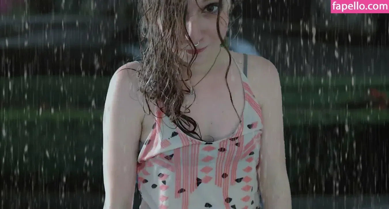 Laribug Onlyfans Photo Gallery 