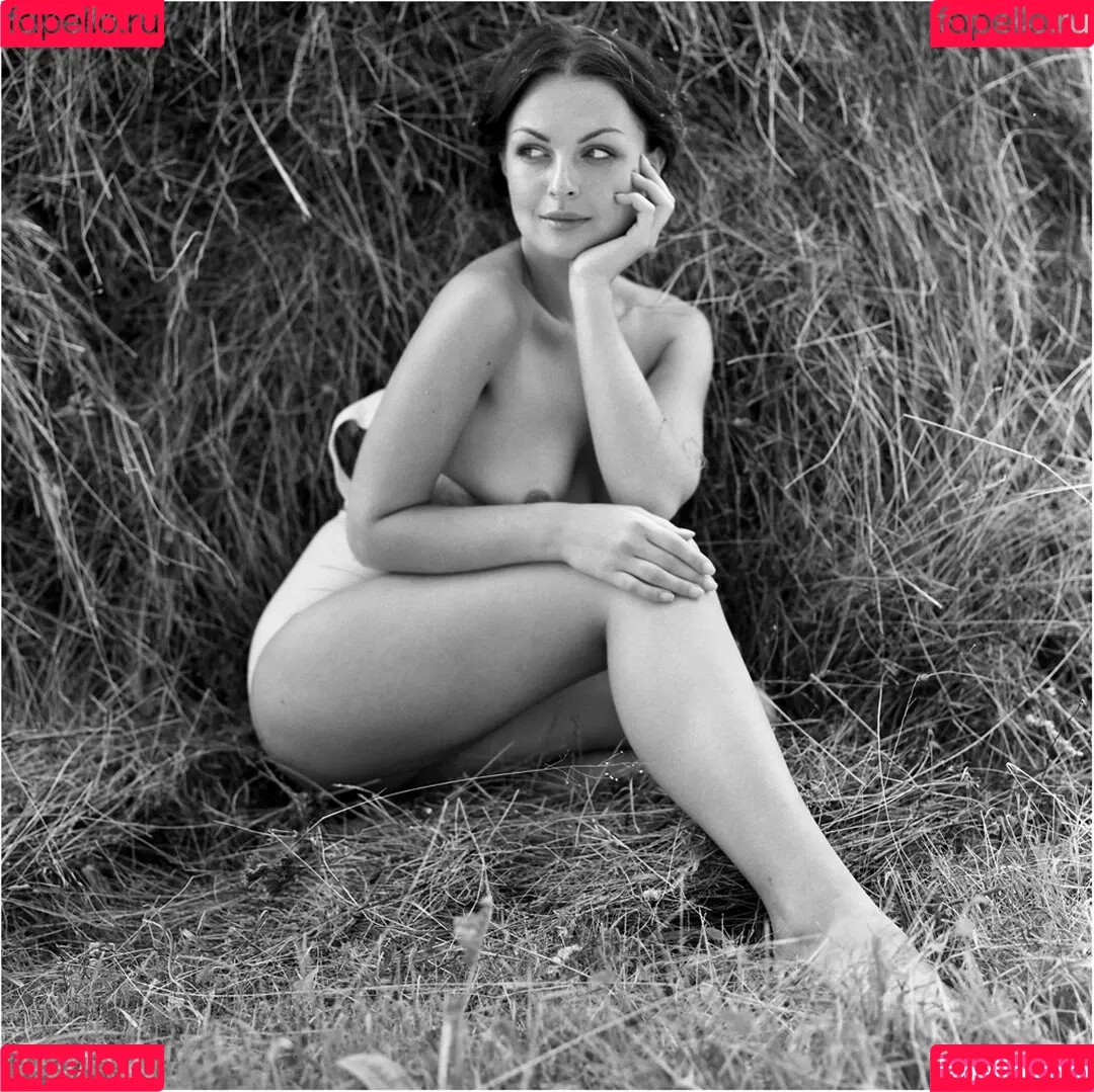 Anastasia Arteyeva Onlyfans Photo Gallery 