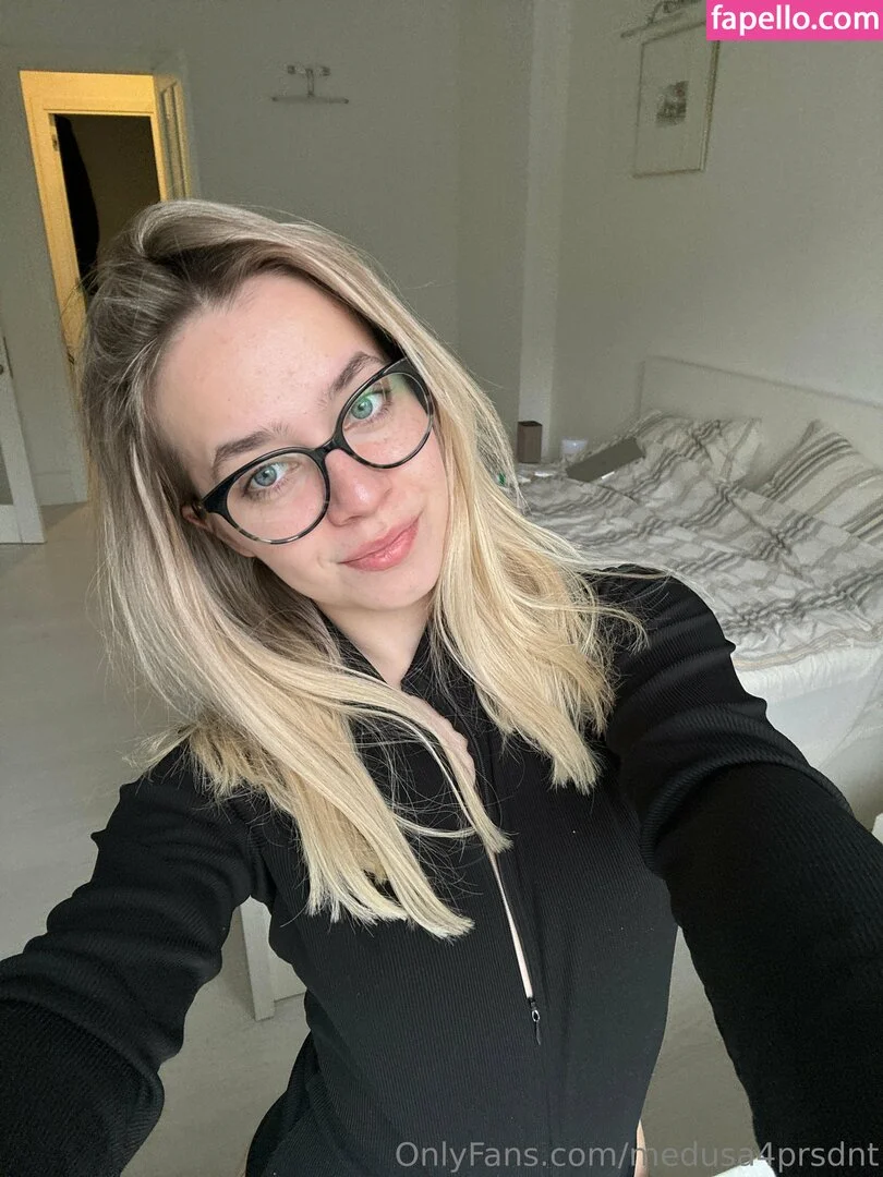 medusa4prsdnt Onlyfans Photo Gallery 