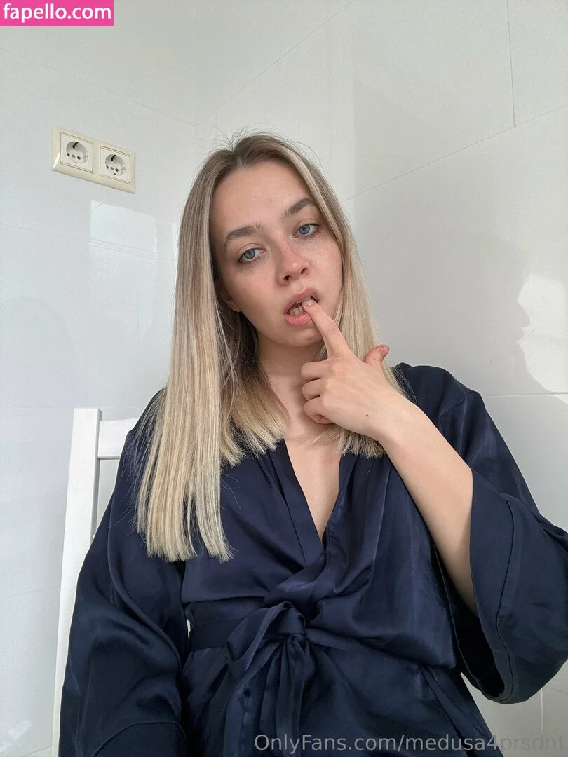 medusa4prsdnt Onlyfans Photo Gallery 