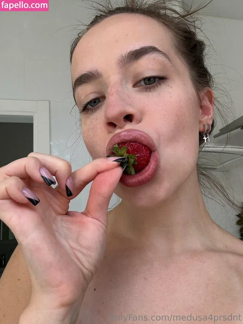 medusa4prsdnt Onlyfans Photo Gallery 