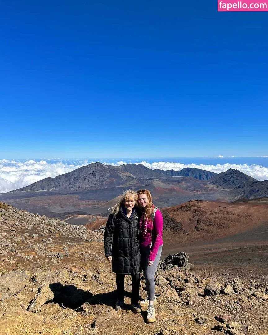 Rachel Sholder Onlyfans Photo Gallery 