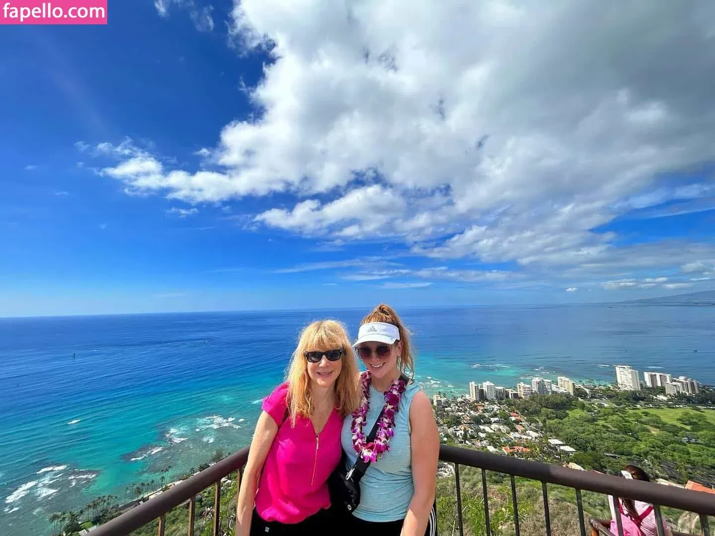 Rachel Sholder Onlyfans Photo Gallery 