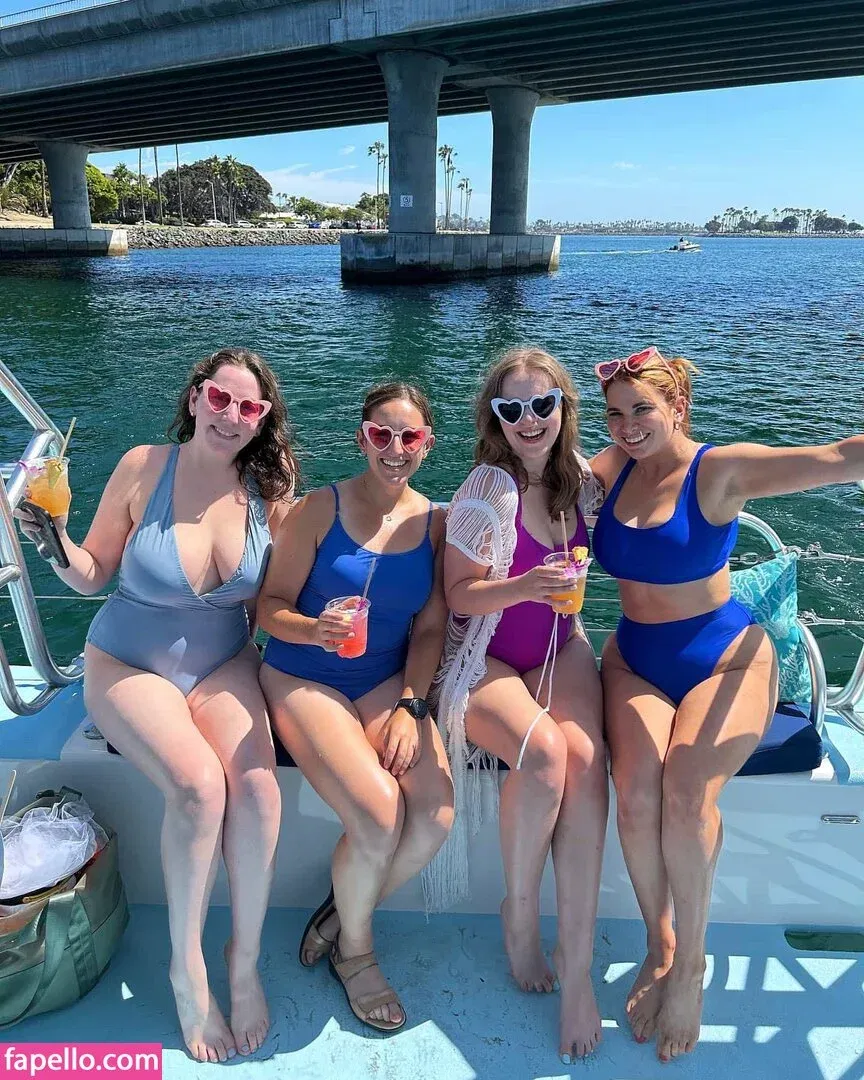 Rachel Sholder Onlyfans Photo Gallery 