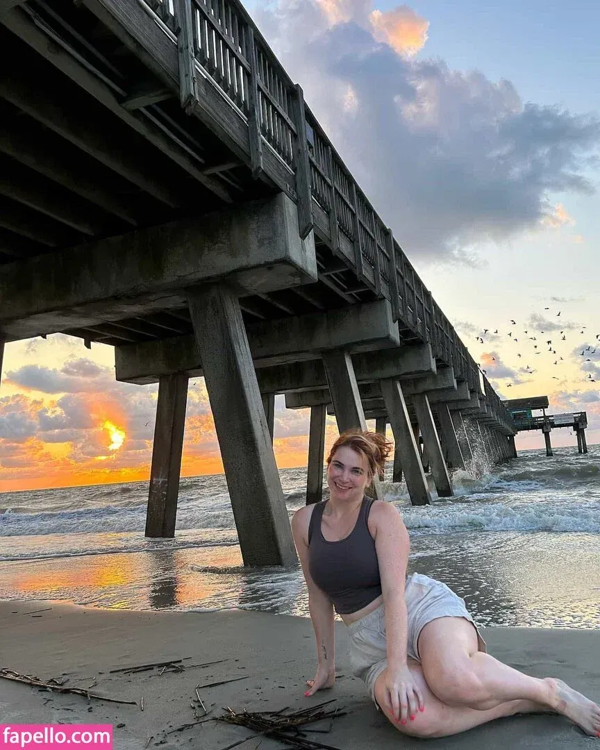 Rachel Sholder Onlyfans Photo Gallery 