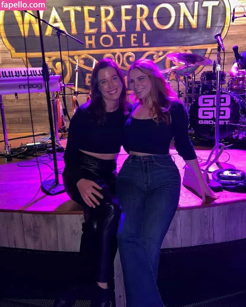 Rachel Sholder Onlyfans Photo Gallery 