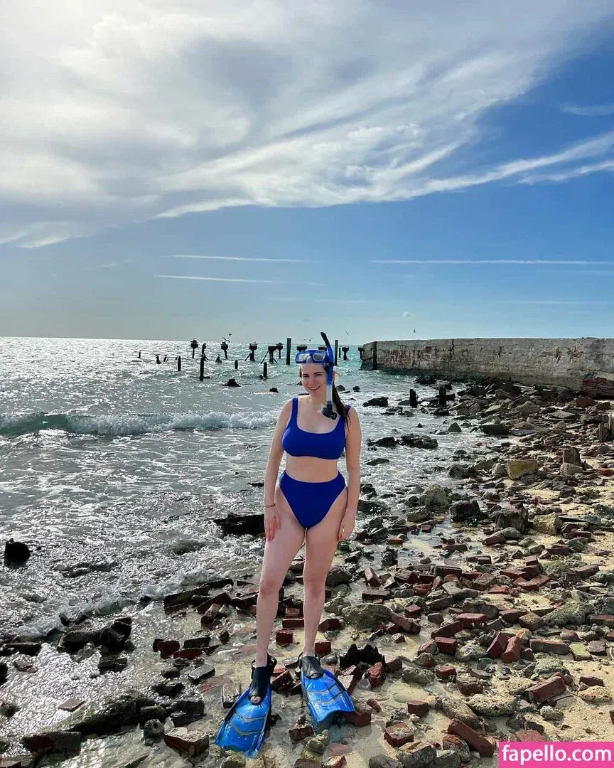 Rachel Sholder Onlyfans Photo Gallery 