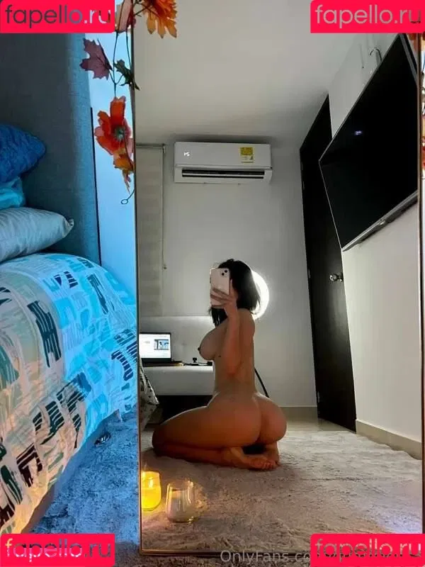 Saralia/gummies15 Onlyfans Photo Gallery 