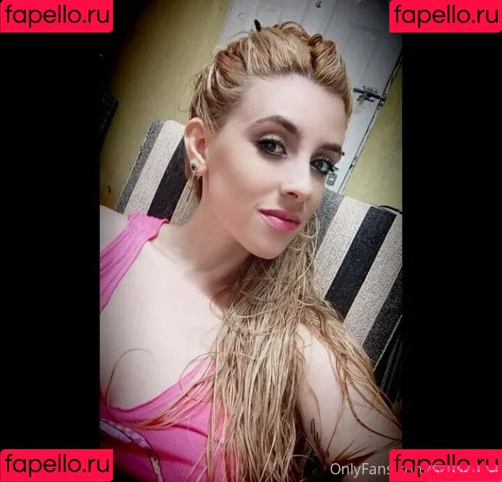 thedevilhot Onlyfans Photo Gallery 