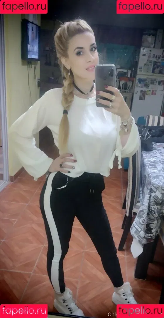 thedevilhot Onlyfans Photo Gallery 