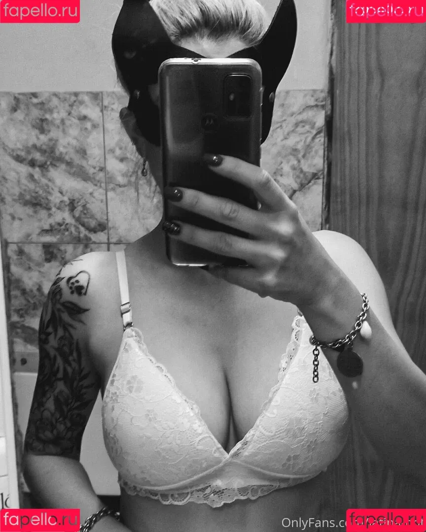 thedevilhot Onlyfans Photo Gallery 