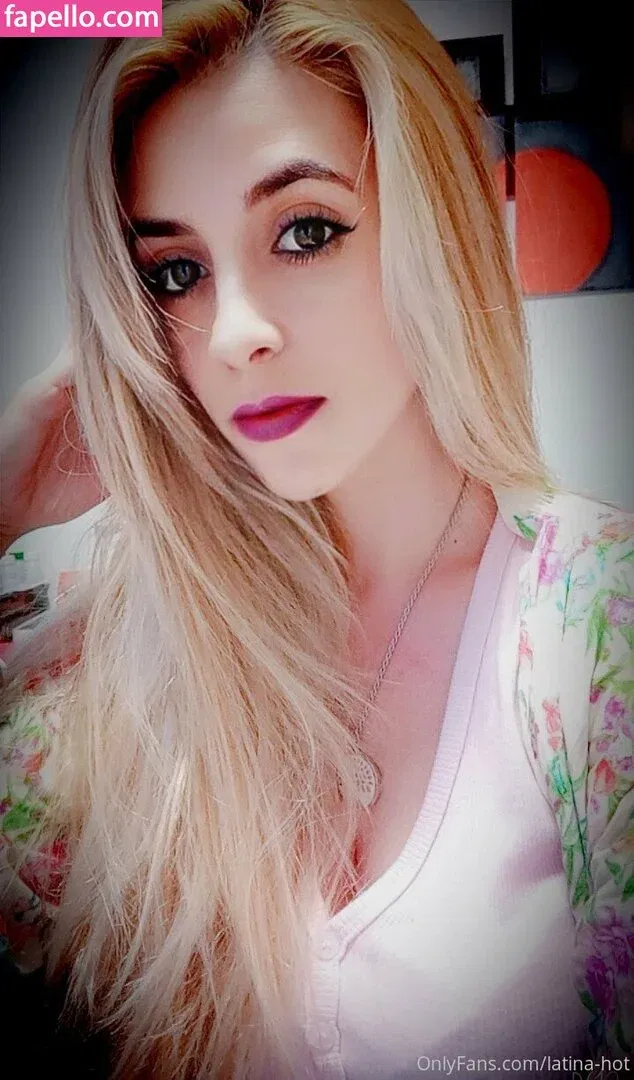 thedevilhot Onlyfans Photo Gallery 